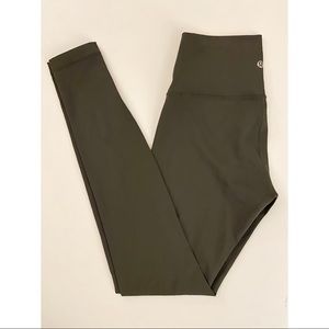 Lululemon Wunder Under  31” High Rise Leggings